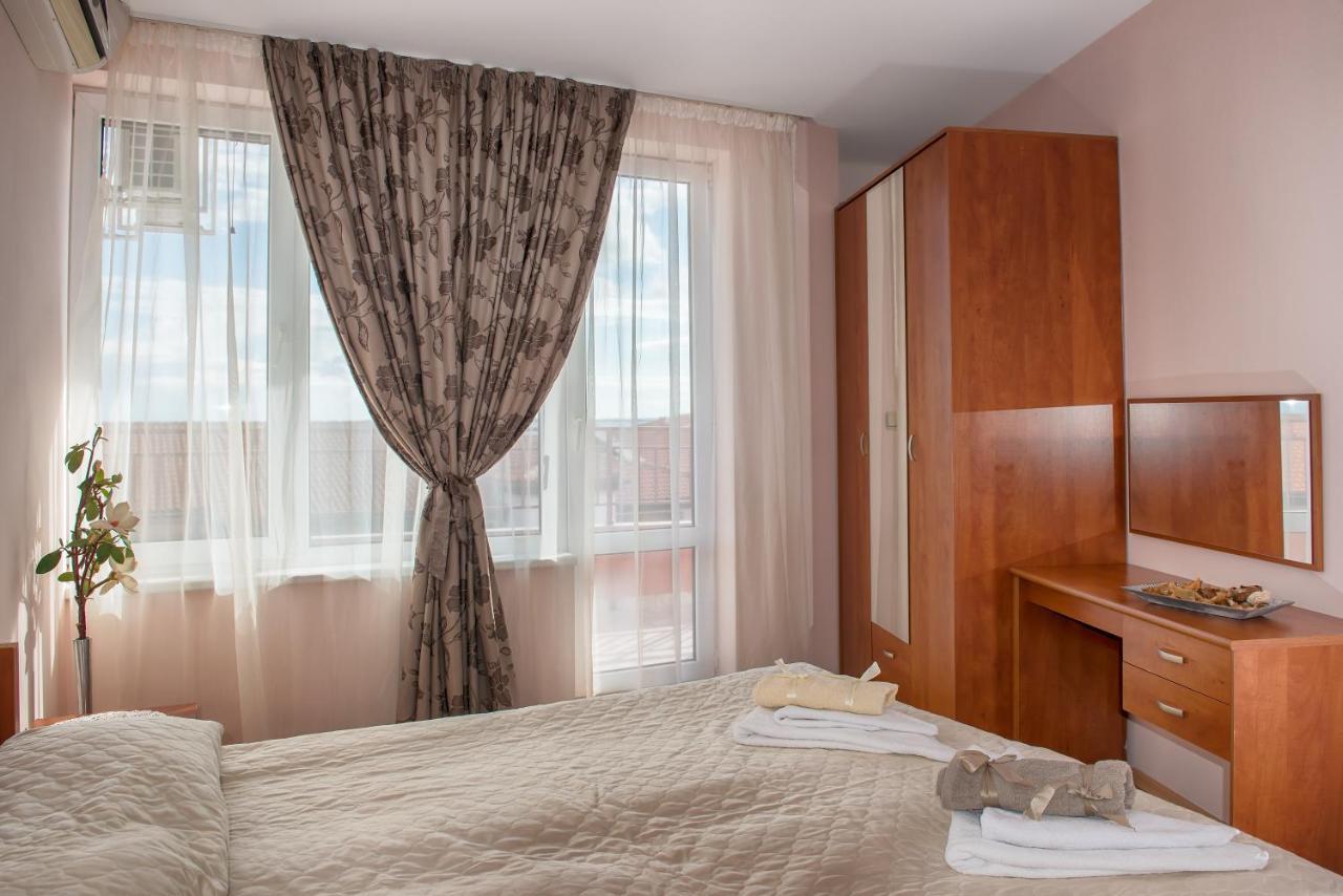 סבטי ולאס Privilege Beach Apartments מראה חיצוני תמונה