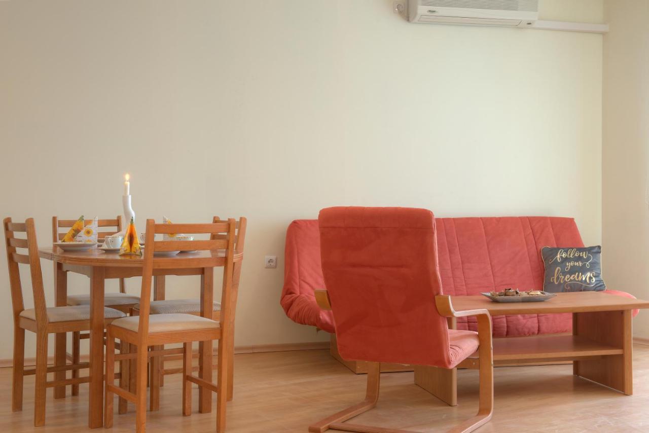 סבטי ולאס Privilege Beach Apartments מראה חיצוני תמונה