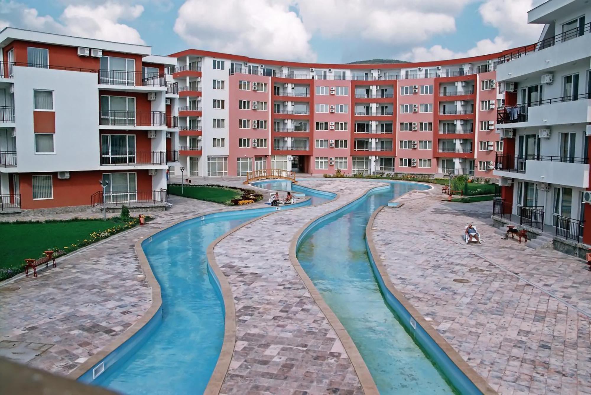 סבטי ולאס Privilege Beach Apartments מראה חיצוני תמונה