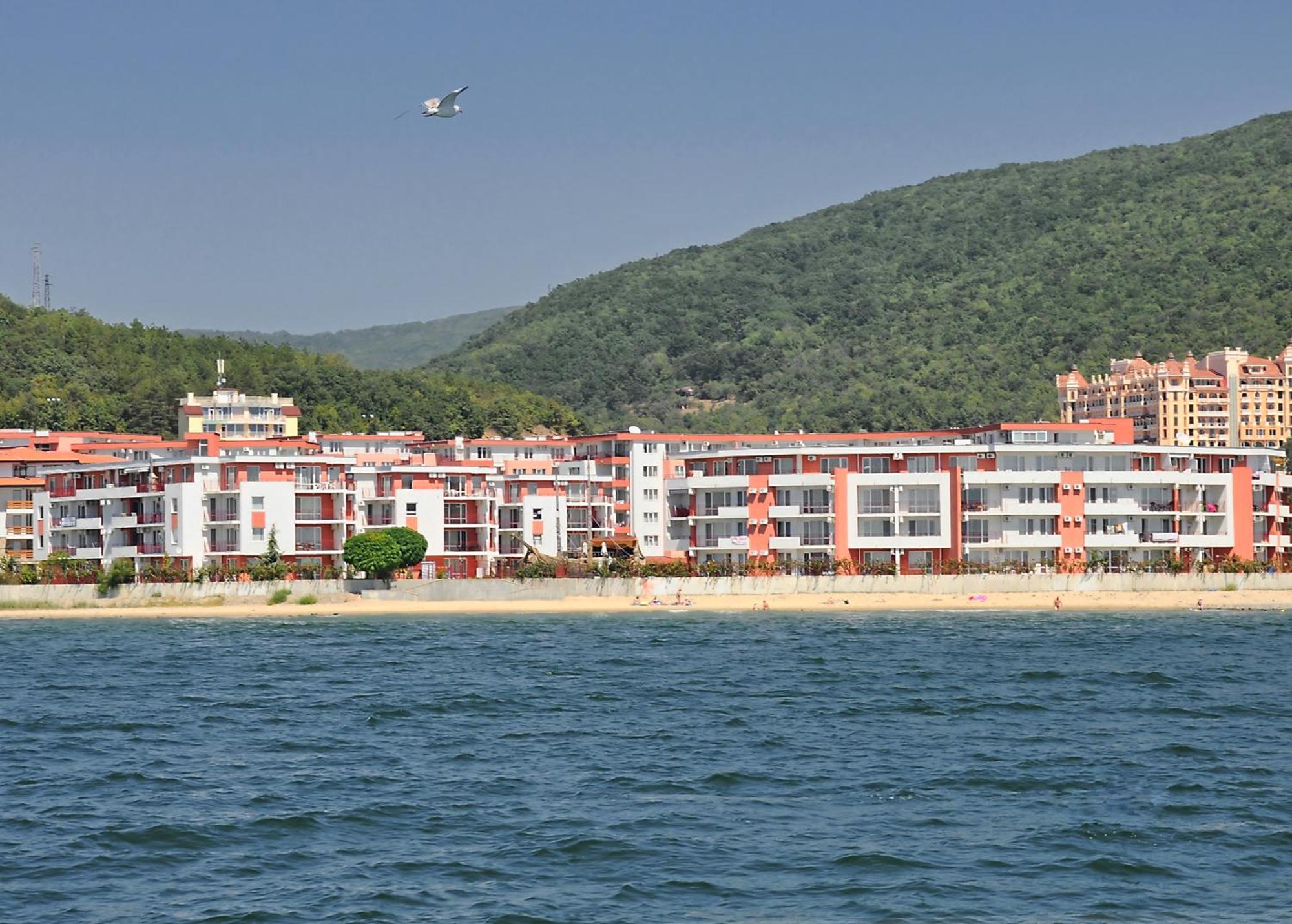 סבטי ולאס Privilege Beach Apartments מראה חיצוני תמונה